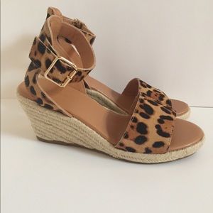 •J CREW ESPADRILLE WEDGES•